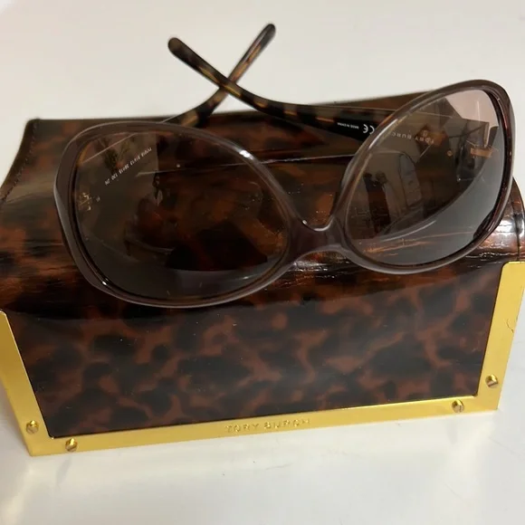 Tory Burch | Accessories | Tory Burch Tortuous Ty79  display picture 1
